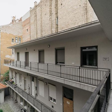 Monkey Suite Budapeste Exterior foto
